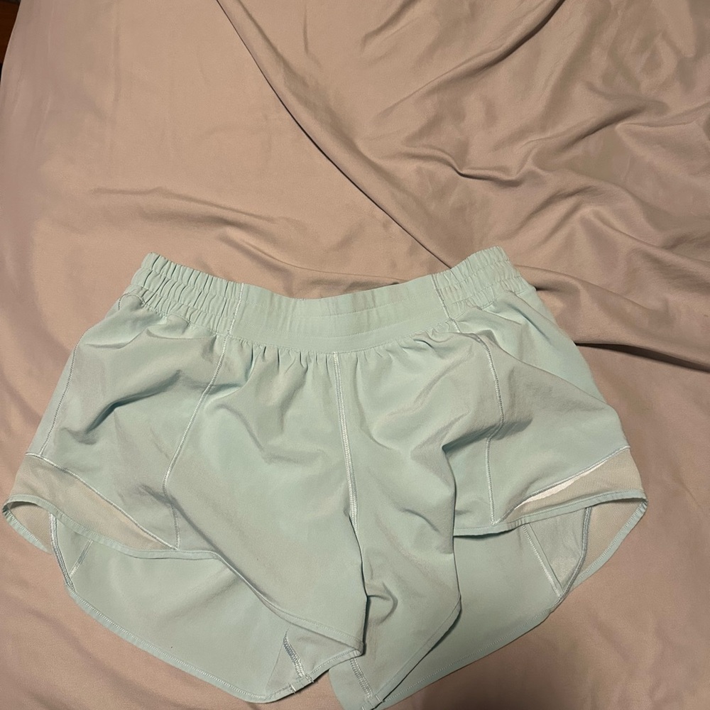 Lululemon hotty hot short 4 inch short